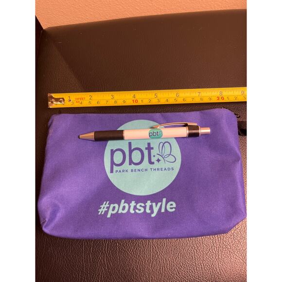 Park Bench Threads Handbags - Park Bench Threads makeup bag and pen - New